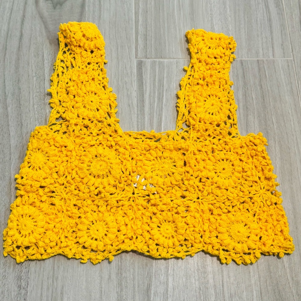 ALIX PINHO***Maya Handmade Crochet Yellow Cropped Top**Small $285 - Picture 6 of 6